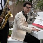 Champagne – Peppino di Capri: il film TV che racconta un'icona della musica italiana