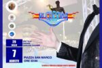Concorrenti e pubblico alla Corrida Cetrarerse 2025 durante una serata di risate e talento a Cetraro