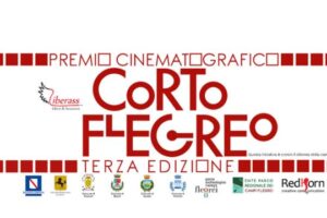 Castello di Baia illuminato durante il Festival Corto Flegreo 2025
