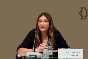 Dottoressa Antonella Cortese durante l’intervista sull’amore che fa male