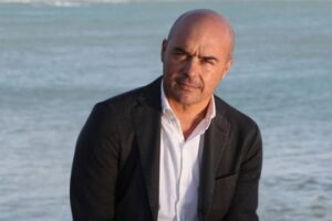 Salvo Montalbano e la squadra di Vigàta nella serie Rai