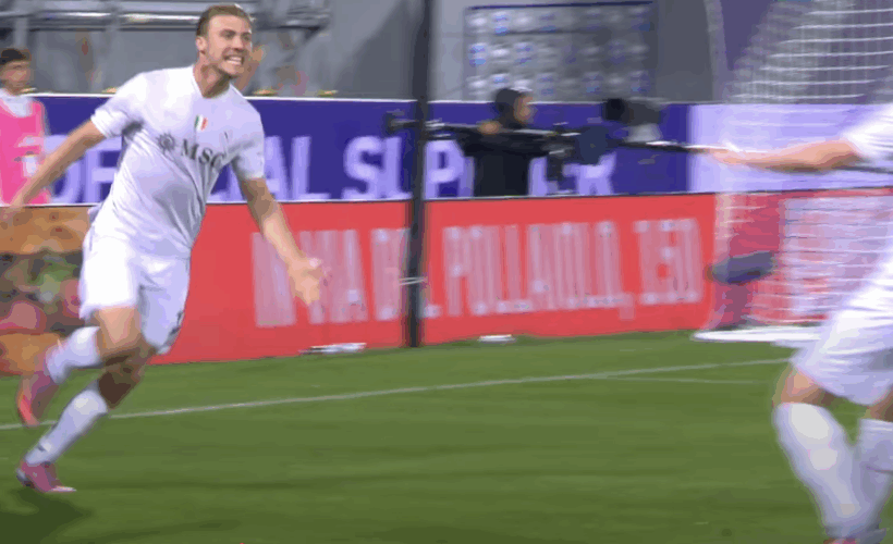 Napoli esulta dopo il 3-0 alla Fiorentina al Franchi