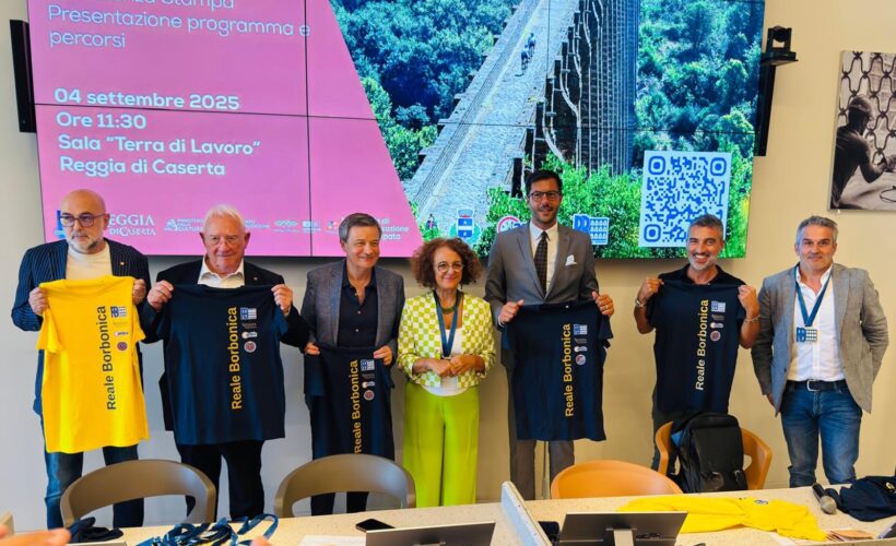 Tre giorni di cicloturismo tra la Reggia di Caserta, borghi storici e paesaggi naturali: torna la Randonnée Reale Borbonica, un viaggio lento tra cultura, sport e sapori campani.