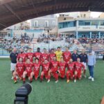 Sport, spettacolo e generosità: Luigi Zeno conquista il pubblico nel suo debutto con la Nazionale Italiana Attori.