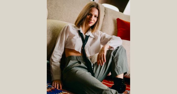 Clari, cantautrice e interprete dell’album Quel poco di cuore